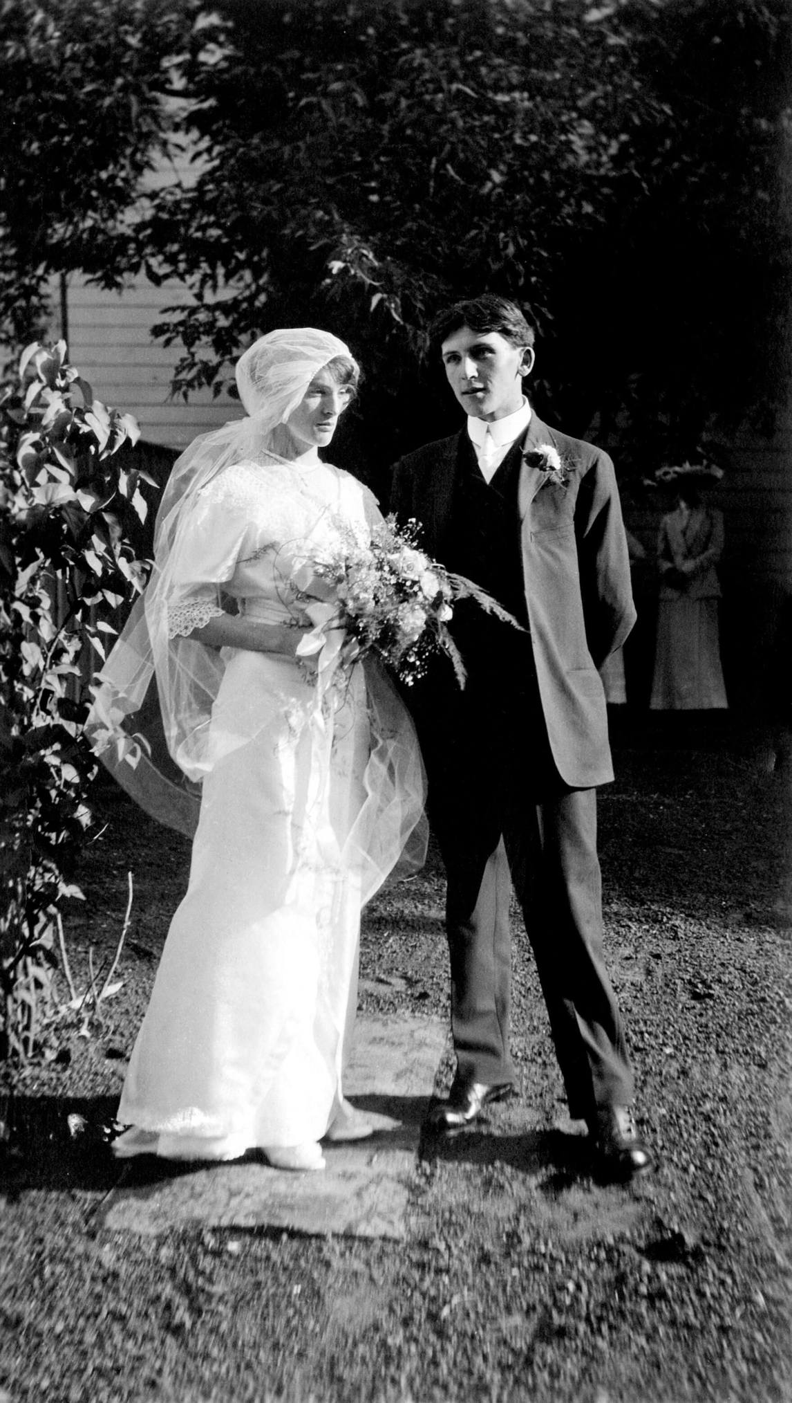 Photograph of Rill Porter and Bertram Brooker on their wedding day, July 3, 1913