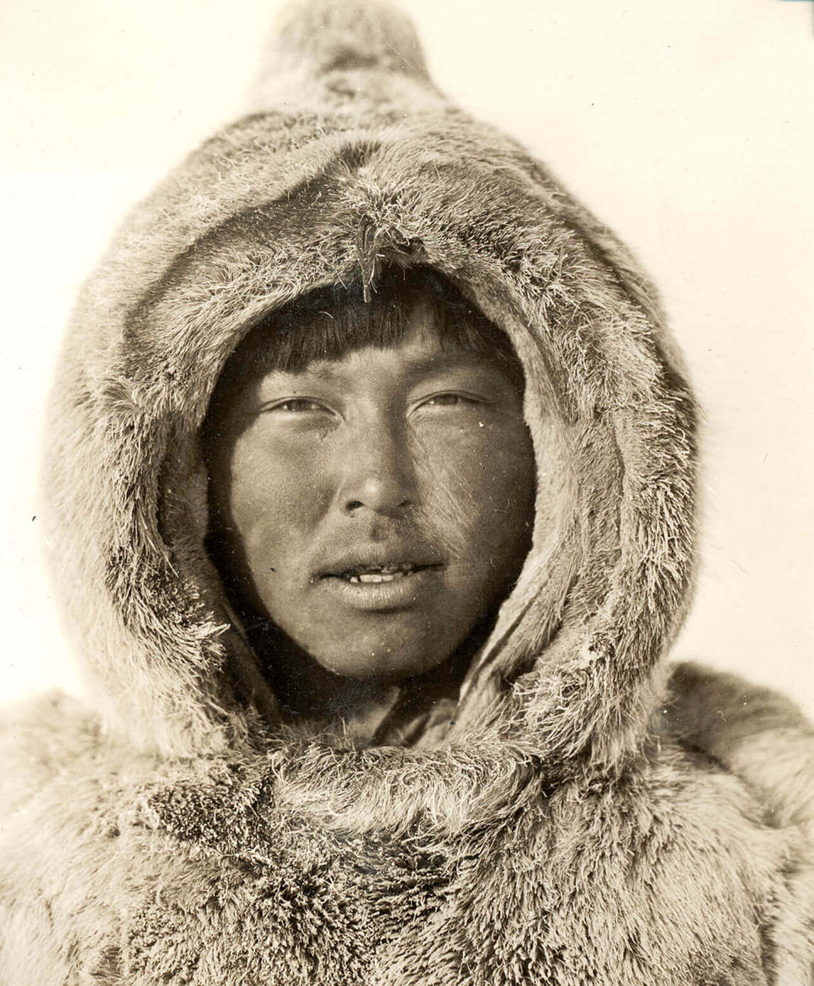 Art Canada Institute, Portrait of Ashoona taken when he was a guide for J. Dewey Soper, 1929