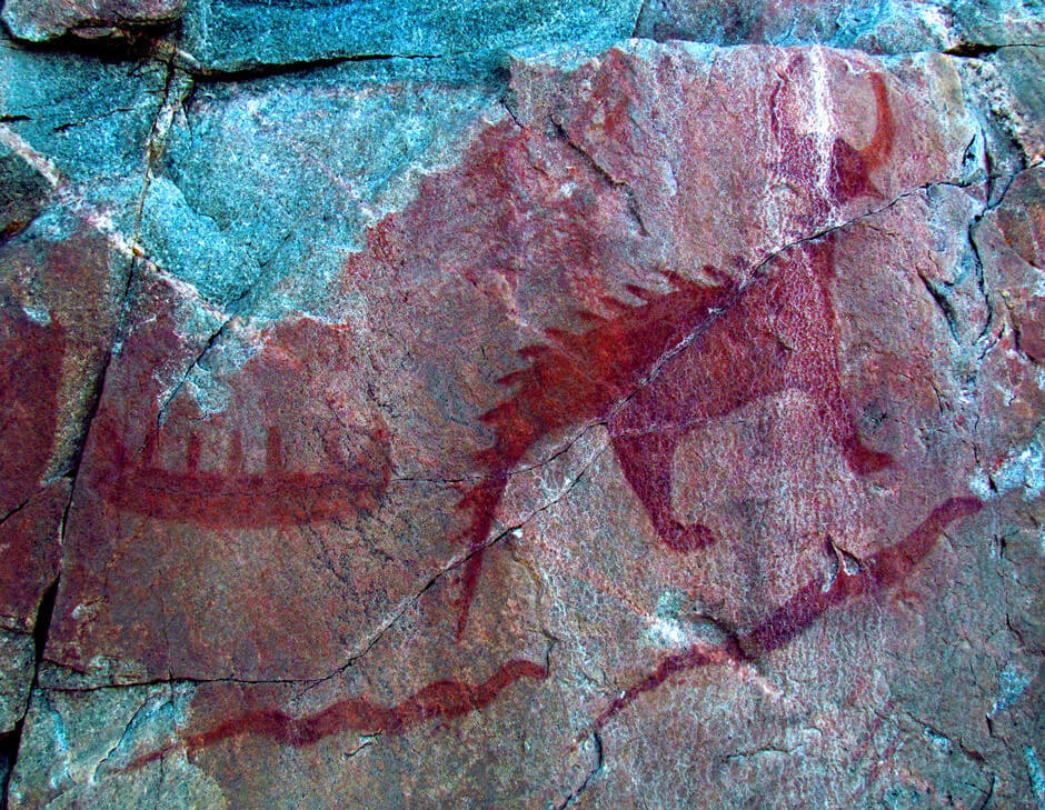 Art Canada Institute, Agawa rock art depicting Micipijiu at Lake Superior Provincial Park, Ontario, 2011