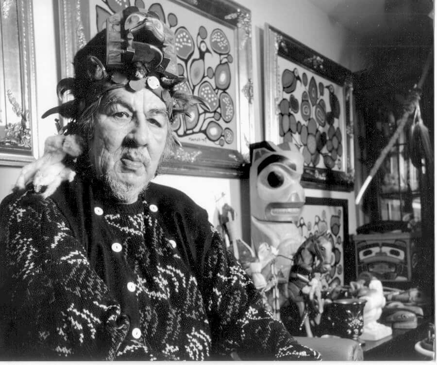 Art Canada Institute, Norval Morrisseau, Norval Morrisseau at home in White Rock, B.C., 1996