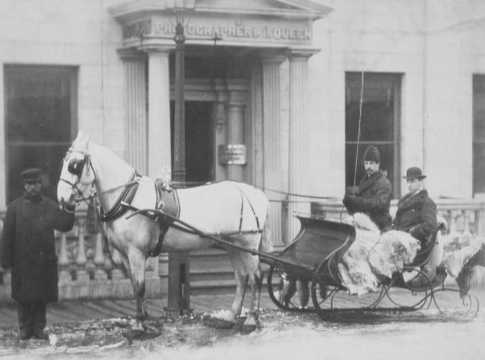 William Notman, Mr. Collins’ Sleigh at Notman’s Studio, Bleury Street, Montreal, 1868–69