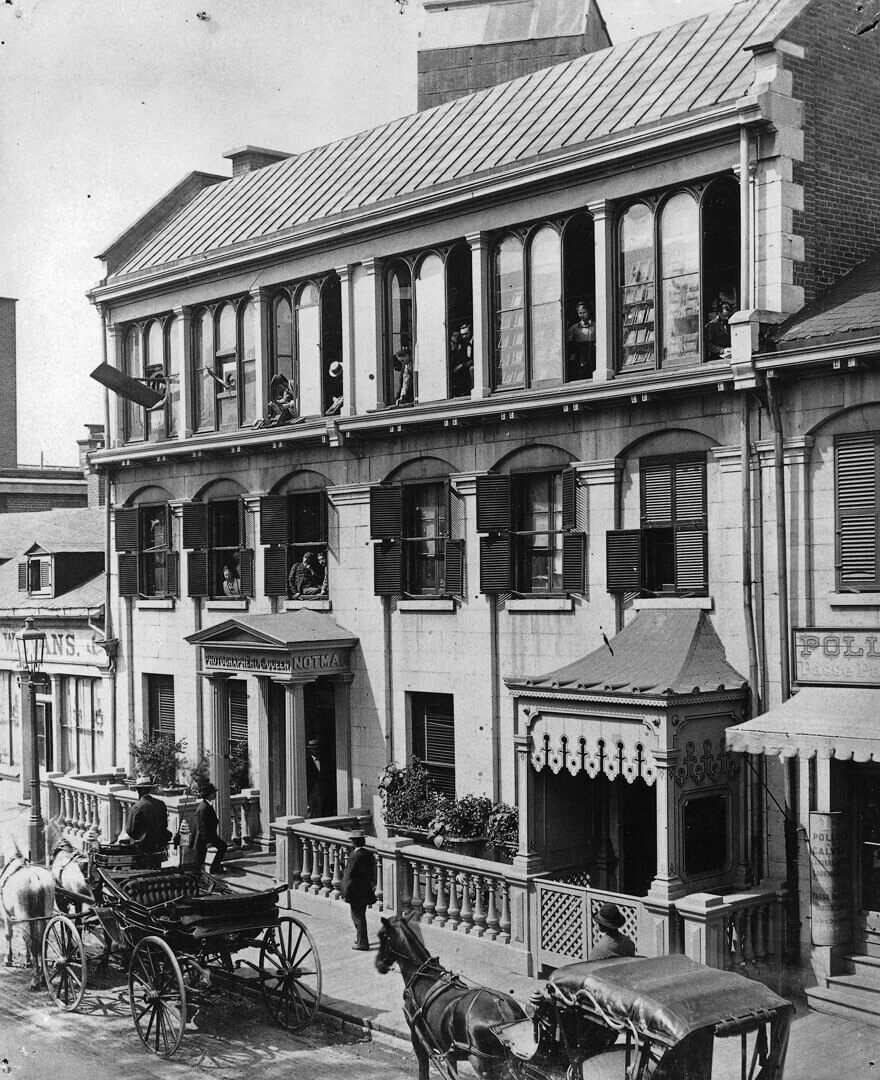 Art Canada Institute, Notman & Sandham, William Notman Studio, 17 Bleury Street, c. 1875