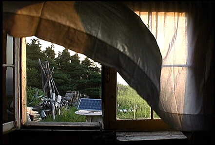 Art Canada Institute, Michael Snow, Solar Breath (Northern Caryatids), 2002