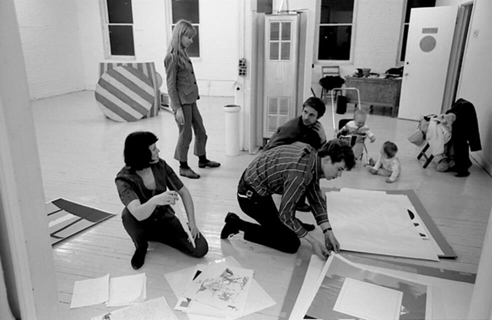 Art Canada Institute, Greg Curnoe, Installing the Young London (A Survey) exhibition at 20/20 Gallery in London, Ontario, c. December 1966