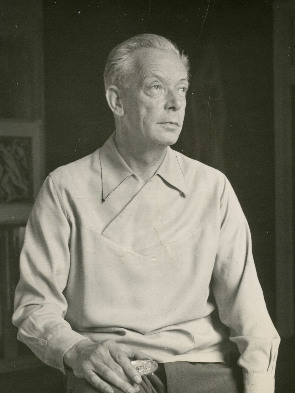 Art Canada Institute, Jock Macdonald, Photograph of Jock Macdonald