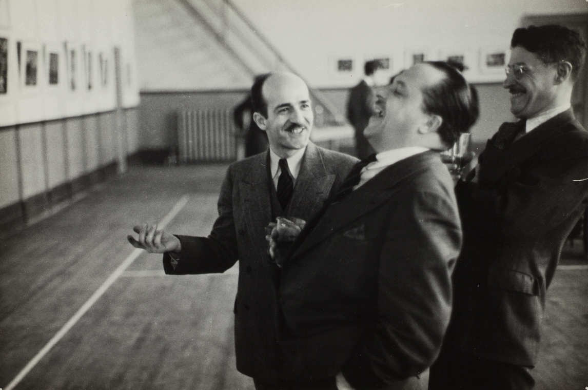 Art Canada Institute, Borduas explaining Study for Torso or No. 14, 1942, to Henri Girard and Charles Doyon in April–May 1942.