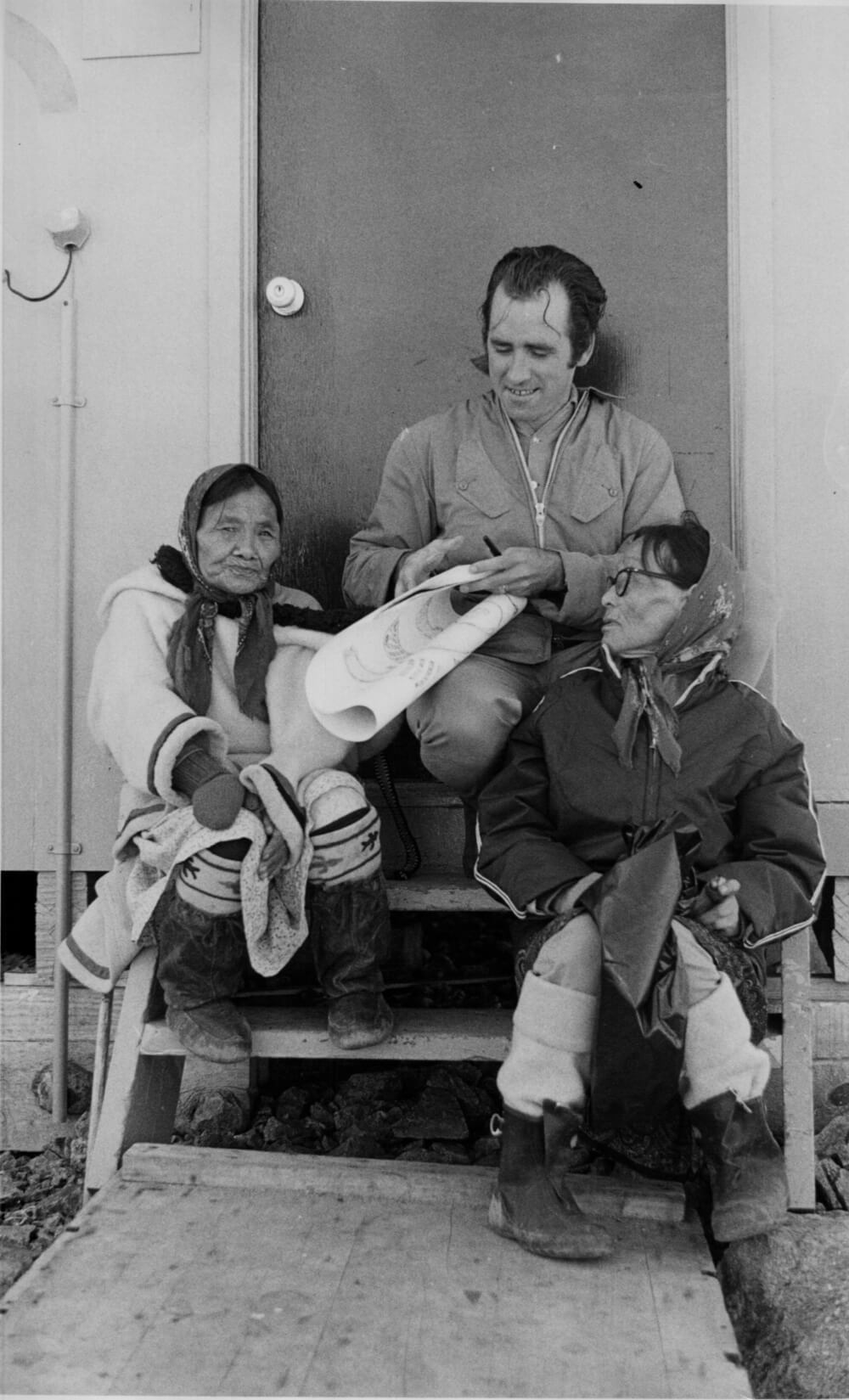 Art Canada Institute, photographer unknown, Terrence Ryan with Pitseolak Ashoona and Anirnik Peesee, date unknown