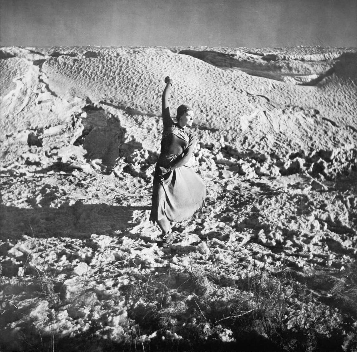 Danse dans la neige, 1948, par Françoise Sullivan.