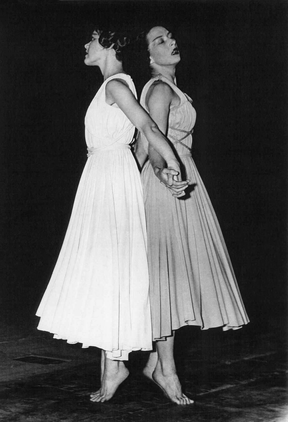 Françoise Sullivan and Penny Kondak in Duality (Dualité), 1949.