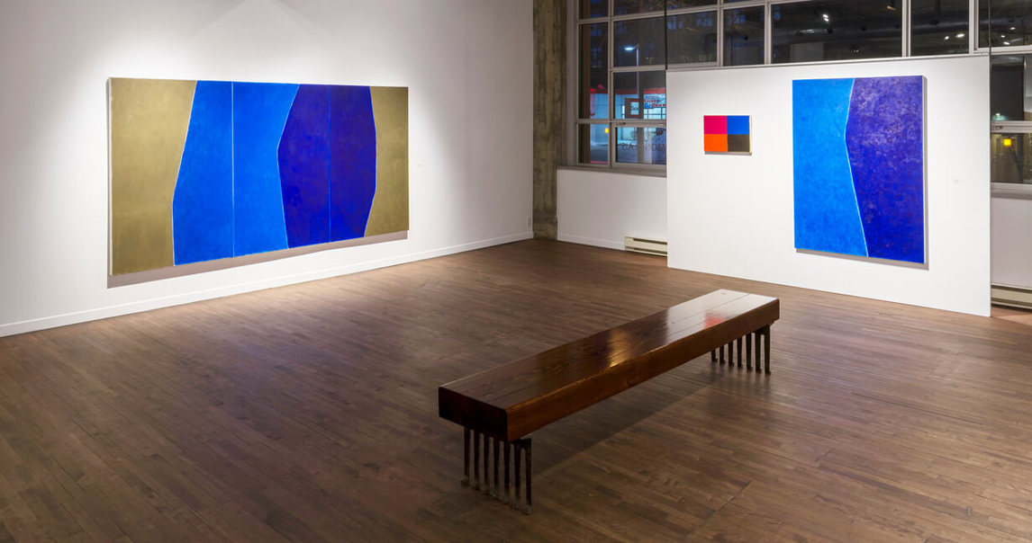 Proportio, exposition à la Galerie Simon Blais à Montréal, montrant l’œuvre Proportio-3 (gauche) et Proportio-2 (droite).