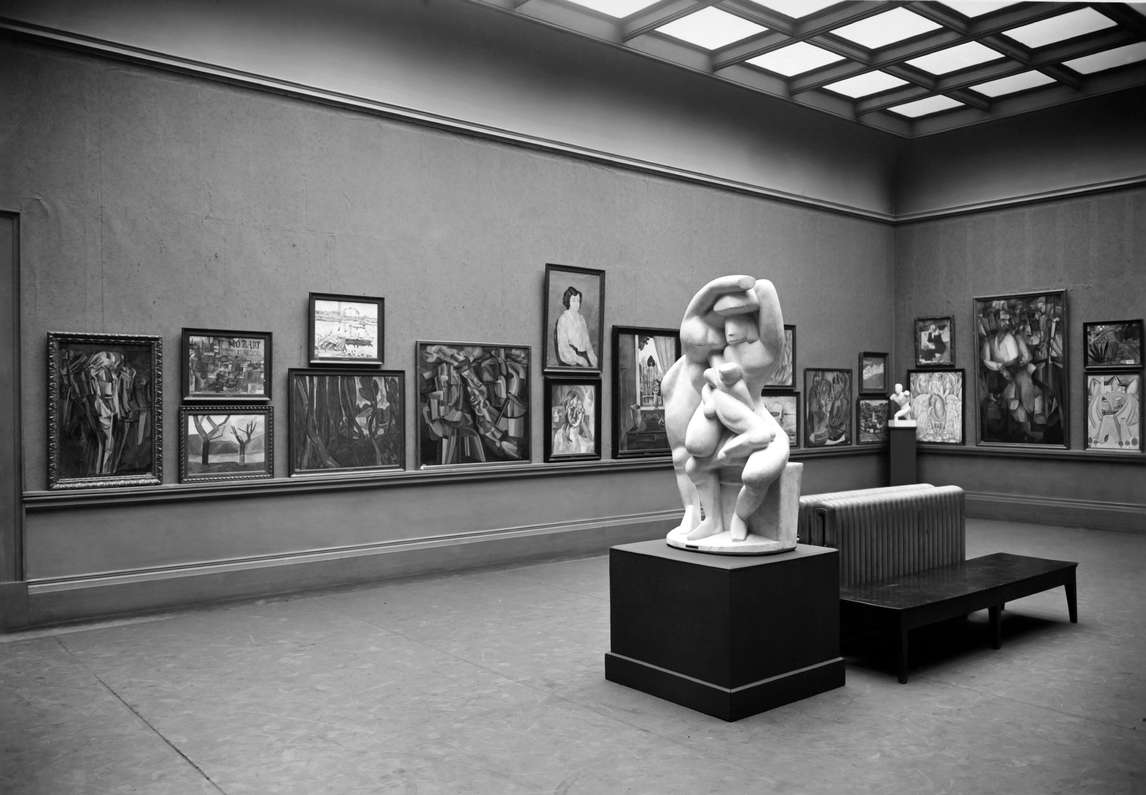 Photograph of installation view of the Cubist room of the International Exhibition of Modern Art, 1913
