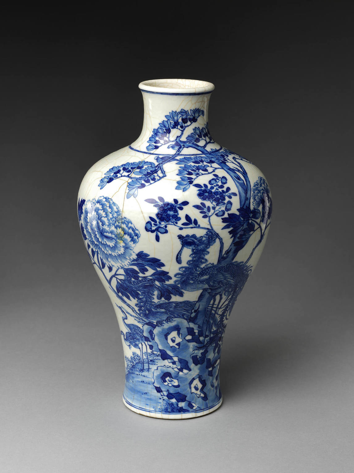 Vase with Auspicious Animals (Vase aux animaux de bon augure), dynastie Qing (1644-1911), période Kangxi (1662-1722)