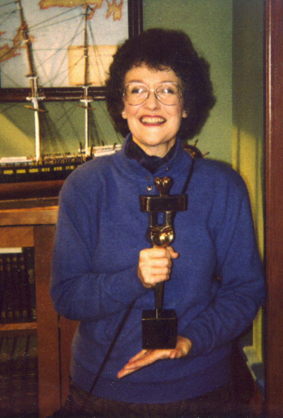 Mary Pratt holding a 1989 Genie award