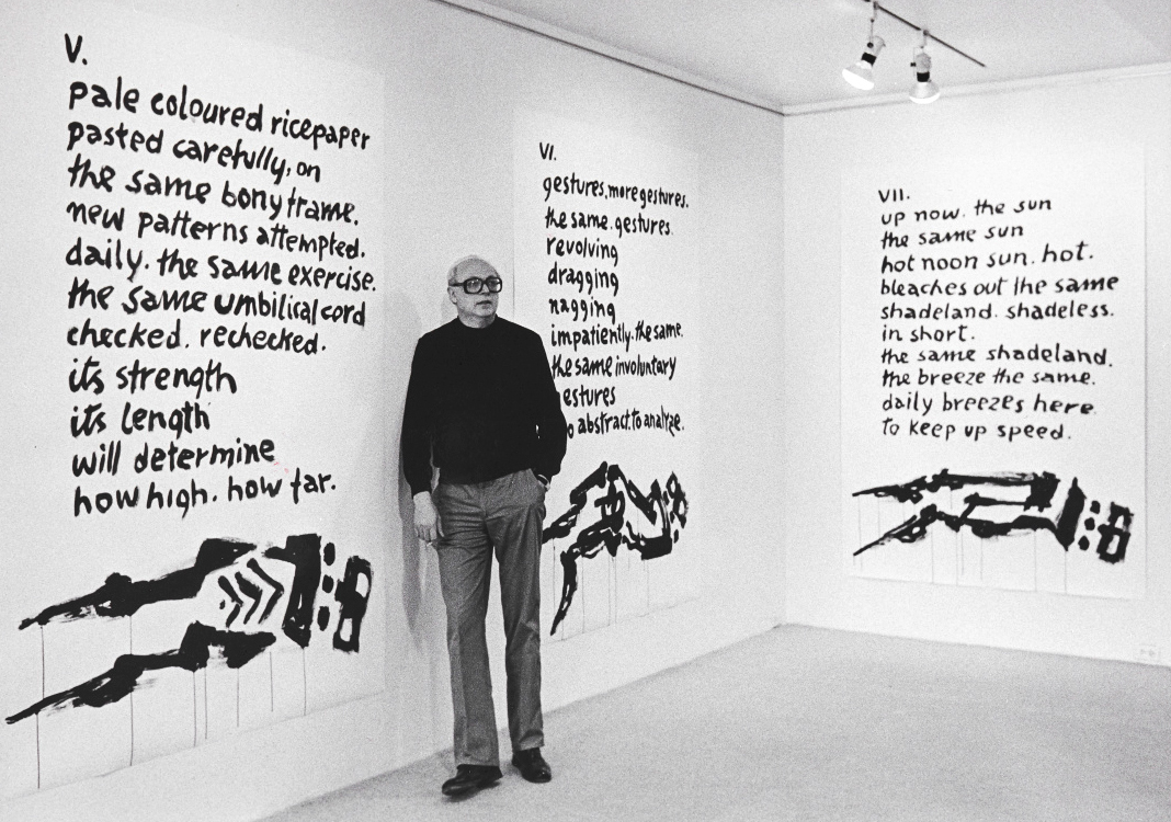 Sorel Etrog avec The Bodifestation of the Kite à la Grunwald Gallery, Toronto, 1984