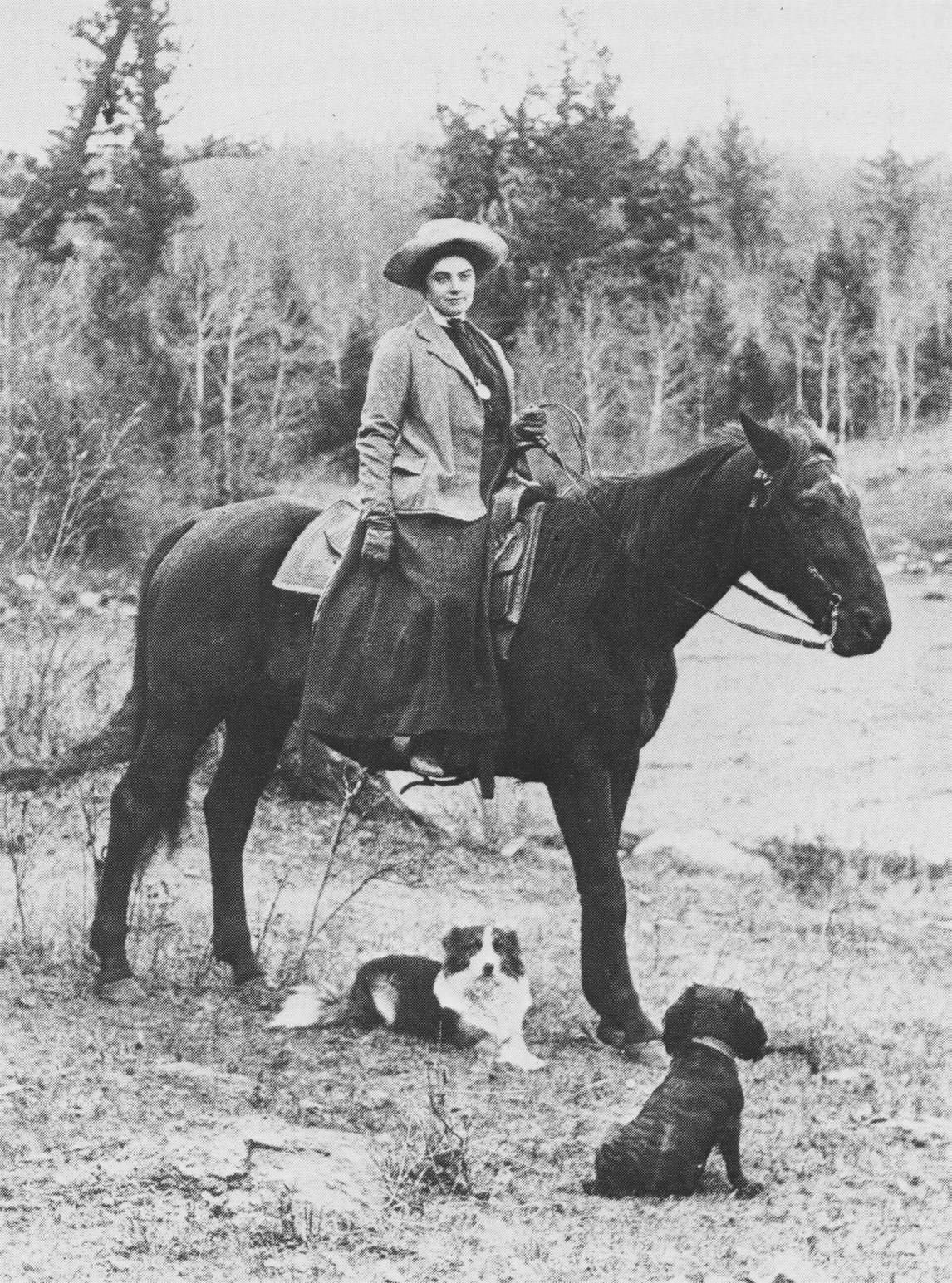 Art Canada Institute, Emily Carr, Carr on horseback, Cariboo Regional District, B.C., c. 1909