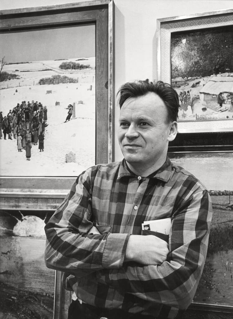 Art Canada Institute, William Kurelek, William Kurelek posing before his paintings, 1966.