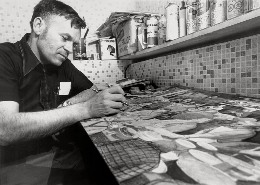 Art Canada Institute, William Kurelek, The artist painting in his basement studio, October 18, 1973