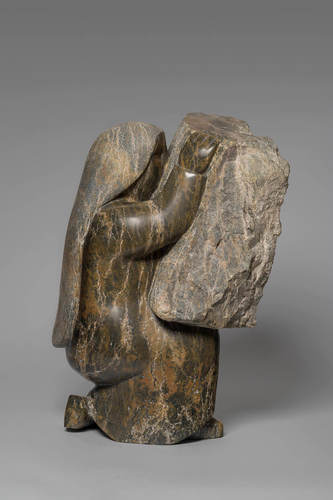 Oviloo Tunnillie, Autoportrait avec pierre à sculpter, 1998
