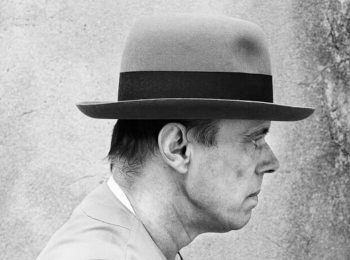 Arnaud Maggs, Joseph Beuys, 100 Profile Views, 1980