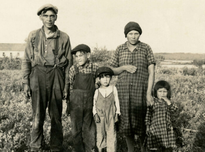 James Patrick Brady | La photographie au Canada, 1839-1989